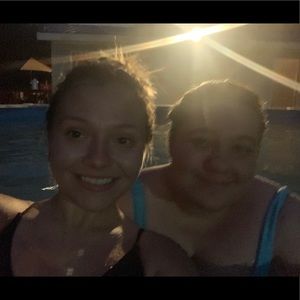 Meet your Posher, Kaylee